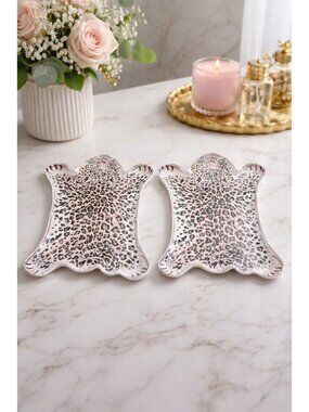 New Lot Of 2 Hard Plastic Cheetah Jungle Party BBQ Picnic Serving Plates Platter